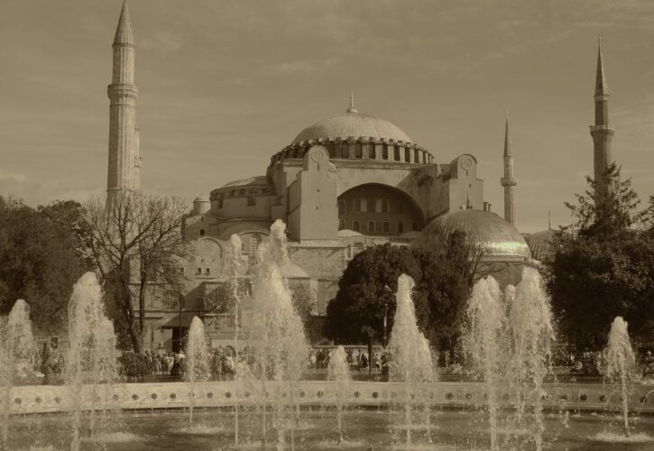 Von der Hagia Sophia bis zum Bosporus – Istanbul für Entdecker Alles, was du über Kultur, Sehenswürdigkeiten und Kulinarik wissen musst