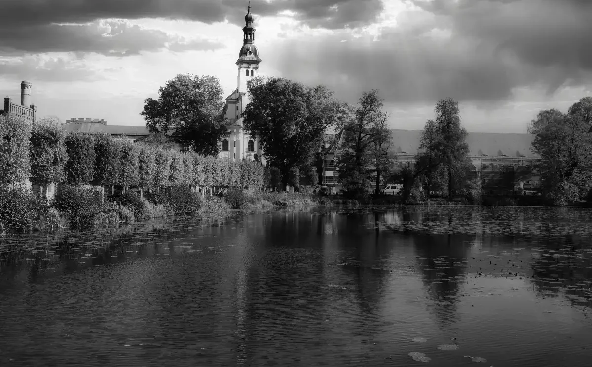 Das Kloster Neuzelle: Barockes Juwel der Lausitz – Ein Blick auf die Geschichte und Bedeutung eines der schönsten Klöster Deutschlands.