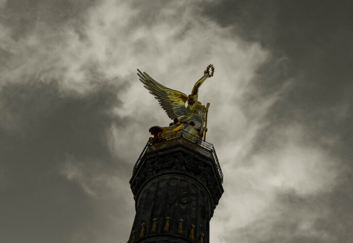 Die Siegessäule: Berlins goldene Wächterin der Geschichte