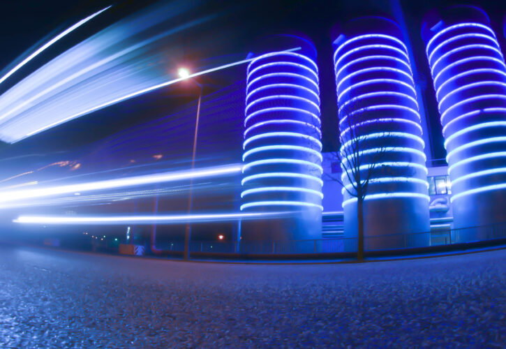 Lichtkunst – Zoomburst, Langzeitbelichtung und Bewegungsunschärfe: Zaubertricks der Fotografen